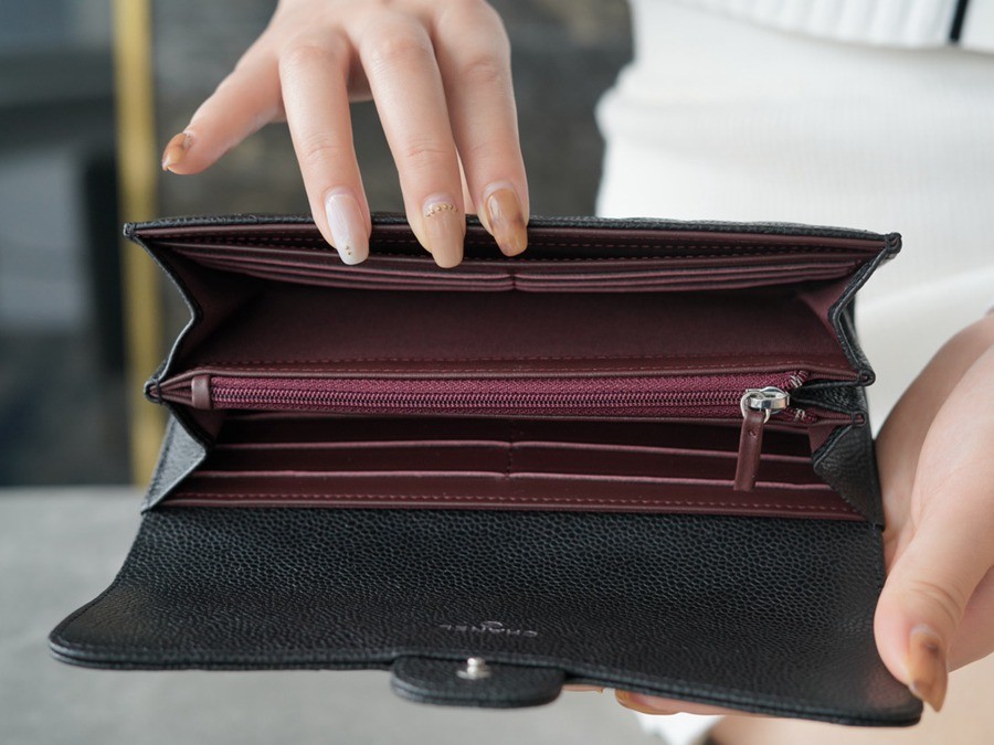 「Classic Flap」經典兩折長夾 正品皮 黑牛銀_7