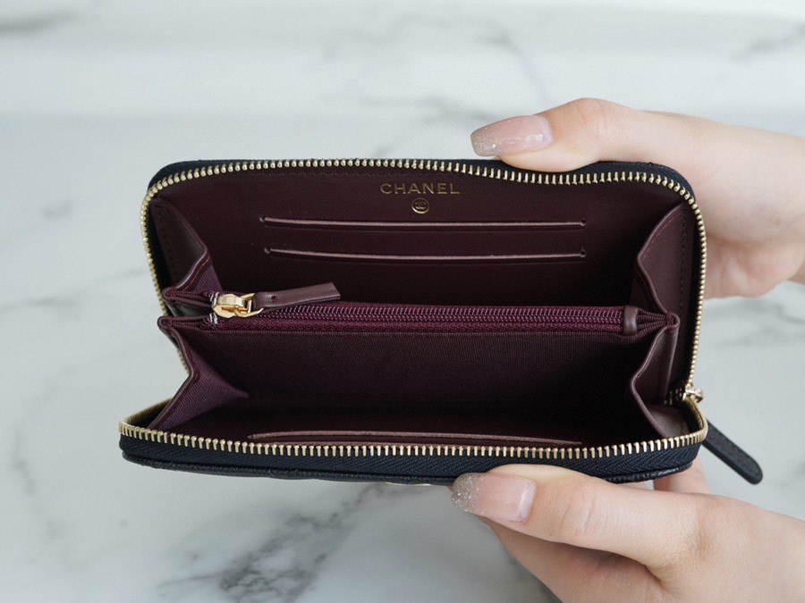 「Classic Flap」經典拉鏈中長夾 黑金_5