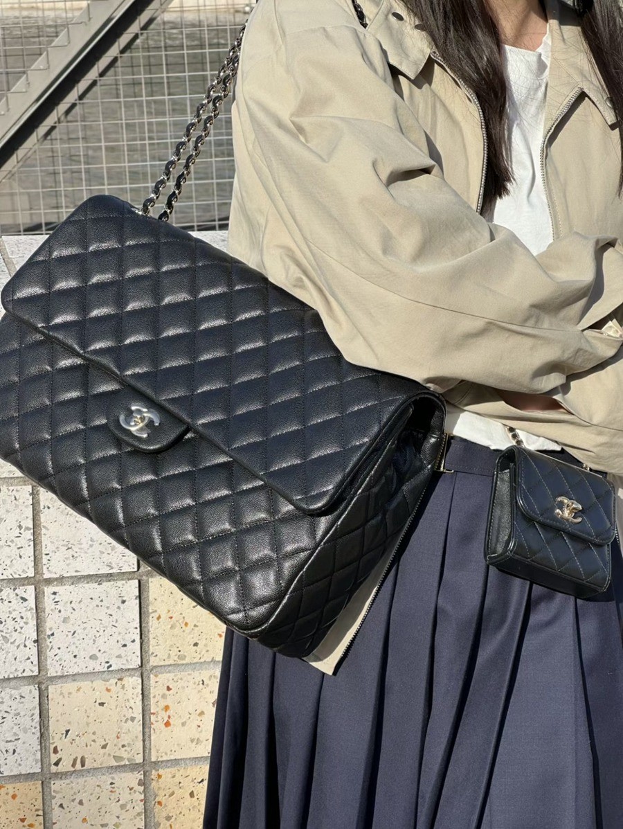 24c Maxi CF40機場包 黑色 淡金_17