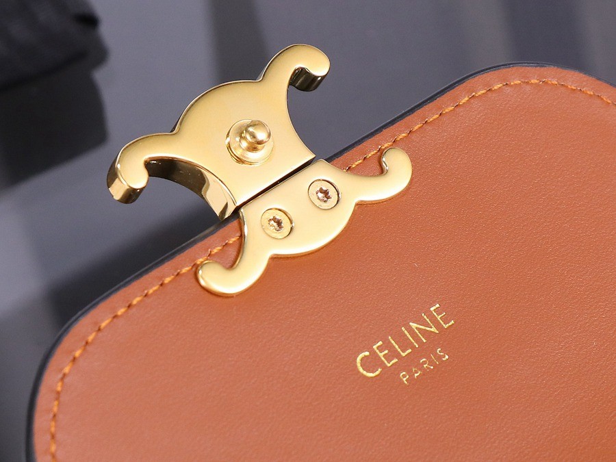 CE老花三折錢包_9