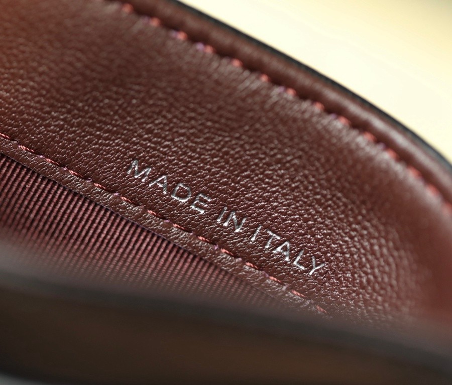 小香 Cardholder 羊皮黑銀卡套_7