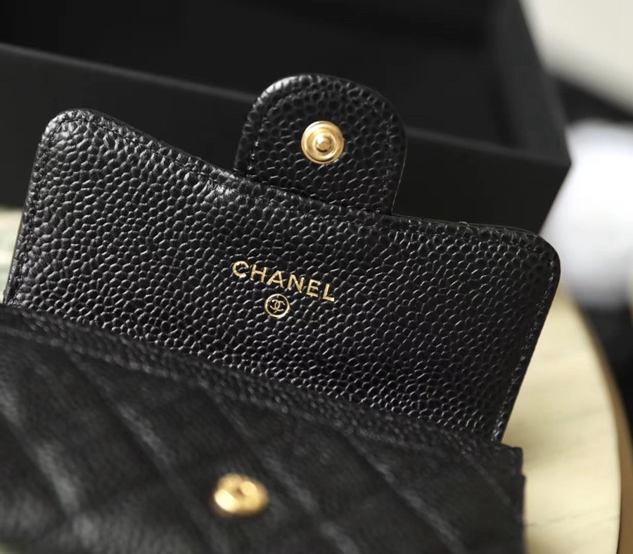 小香 經典零錢卡包 魚子醬 金扣_7