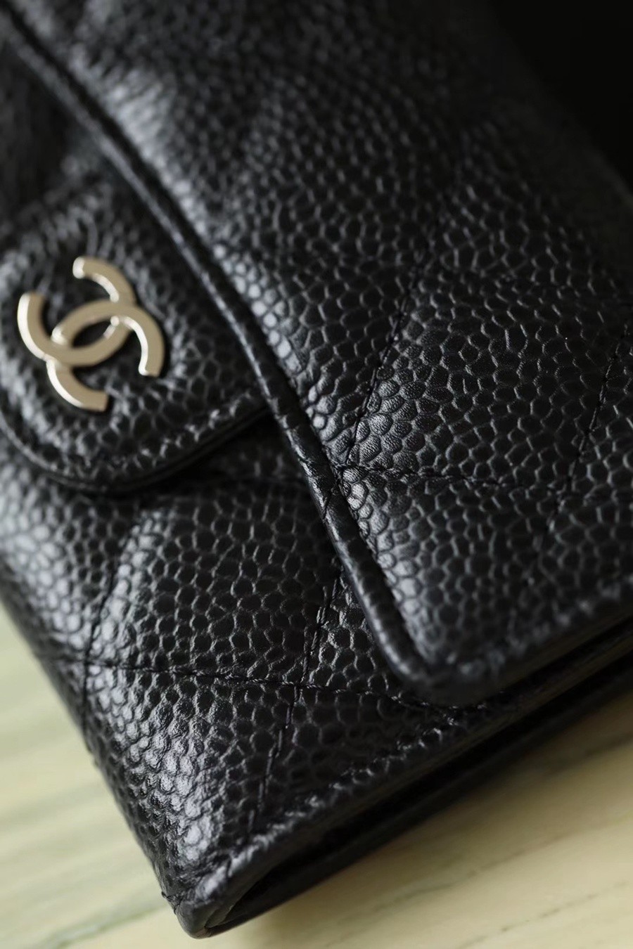 新版經典卡套 魚子醬 銀扣_3