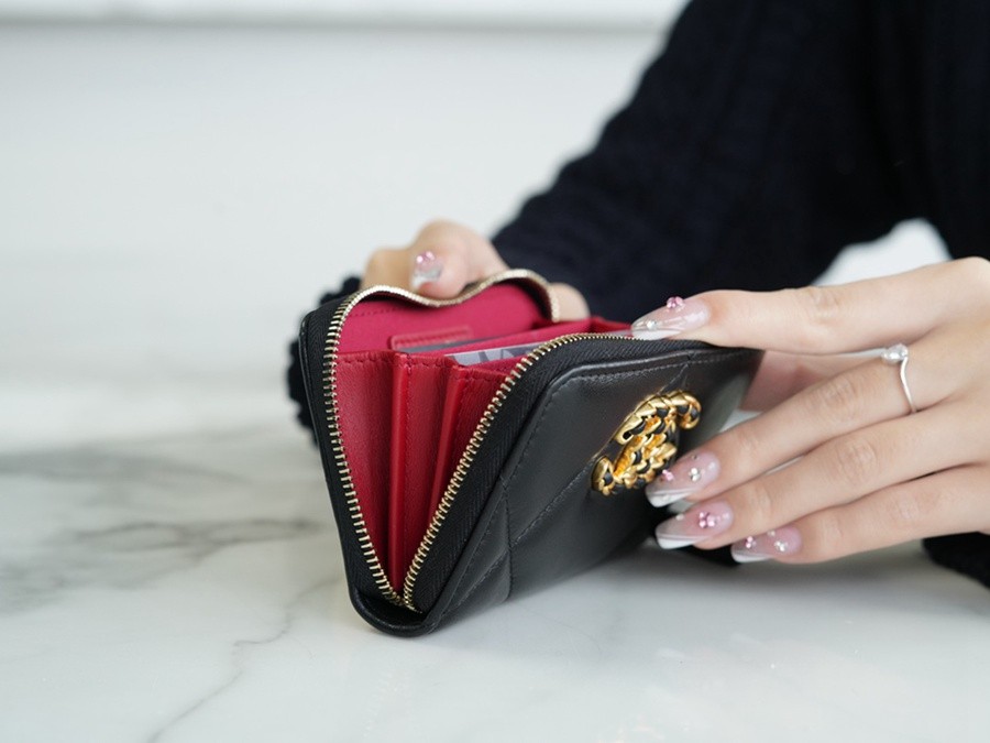 19系列拉鏈零錢卡包 羊皮黑金_7