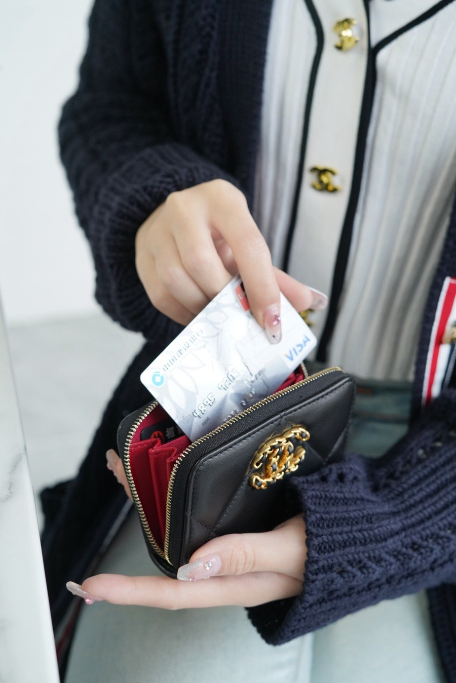 19系列拉鏈零錢卡包 羊皮黑金_17