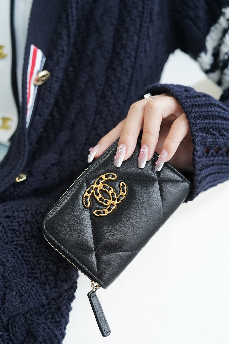 19系列拉鏈零錢卡包 羊皮黑金_15