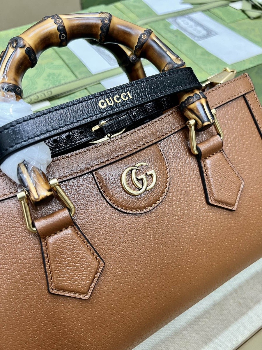 Diana竹節小號肩背包 棕色_2