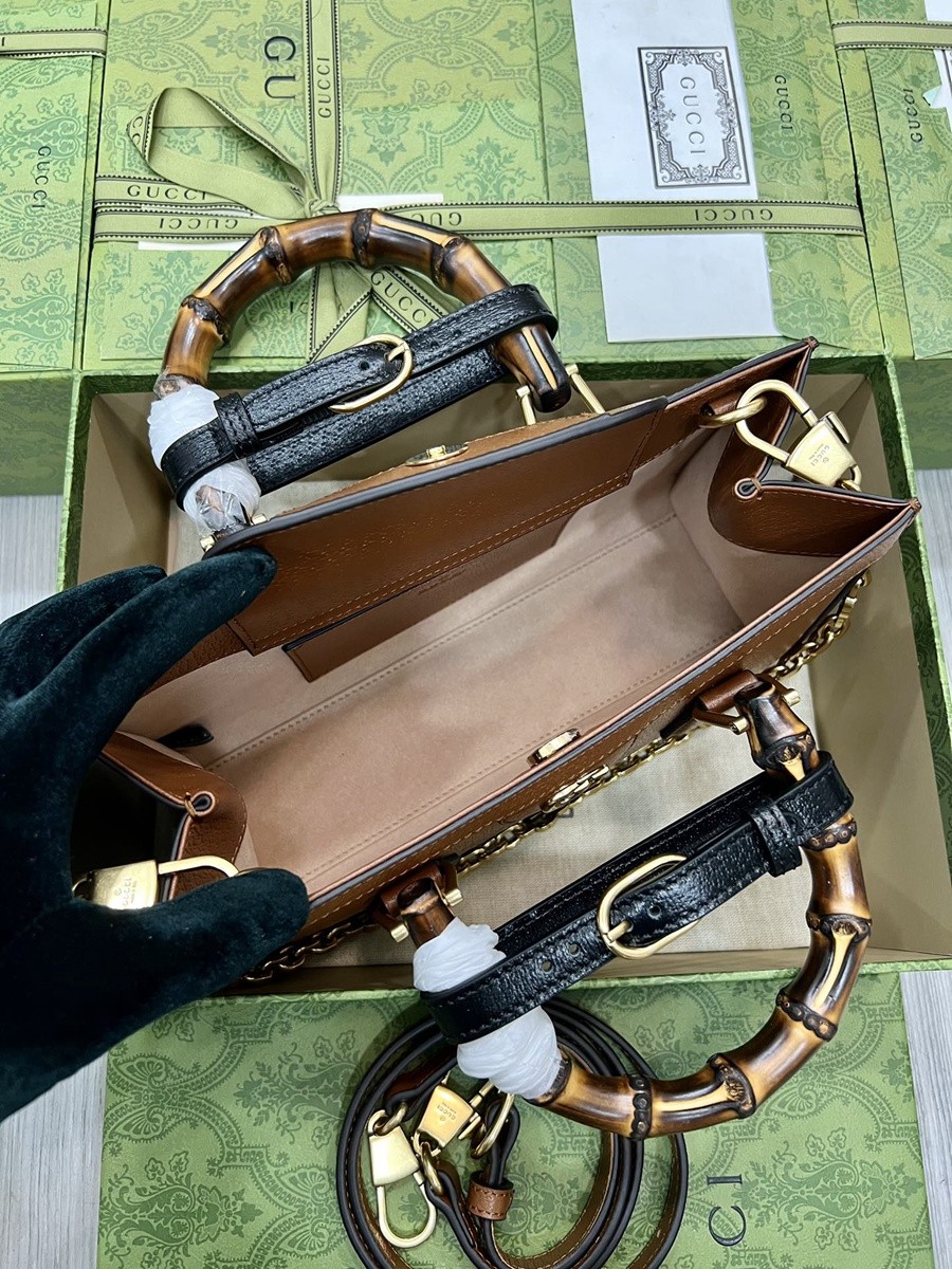 Diana竹節小號肩背包 棕色_6