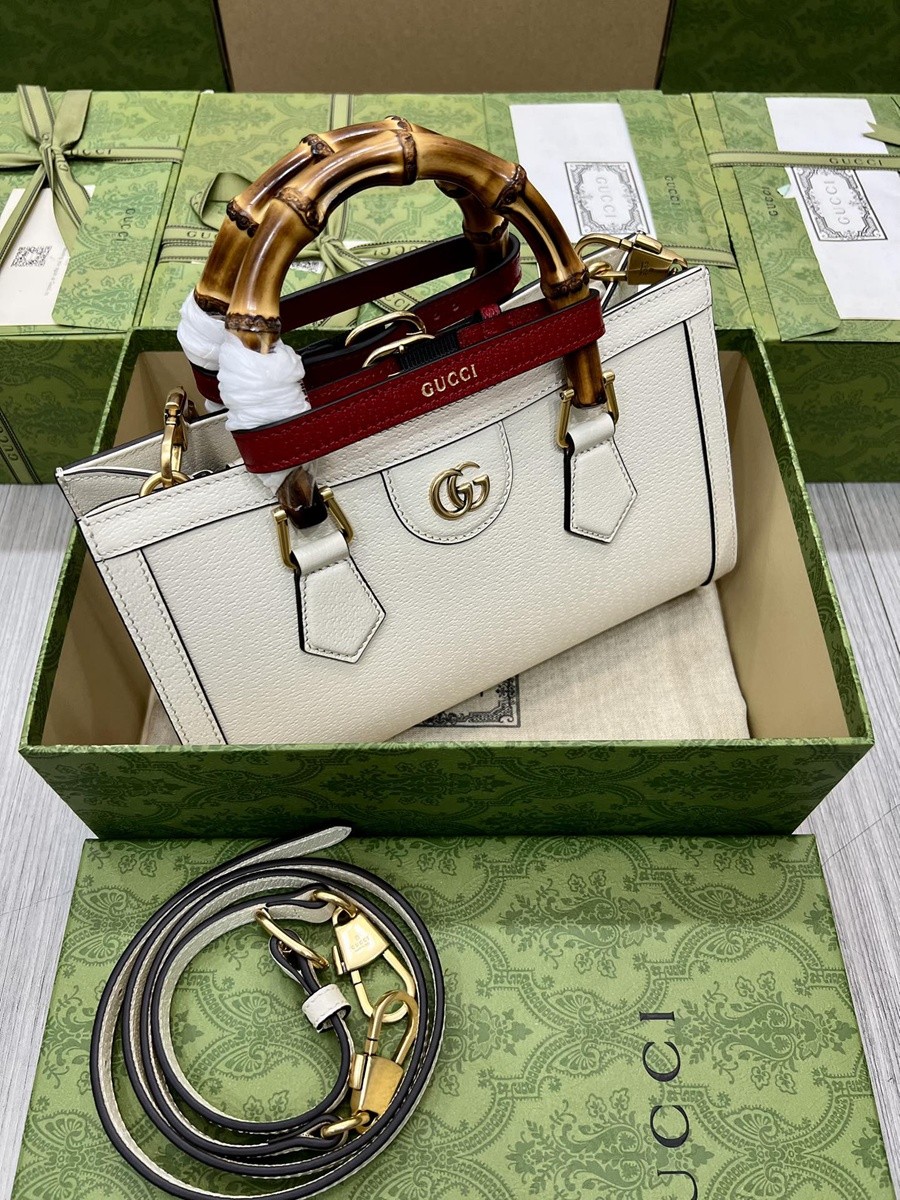 Diana竹節小號肩背包 白色_4