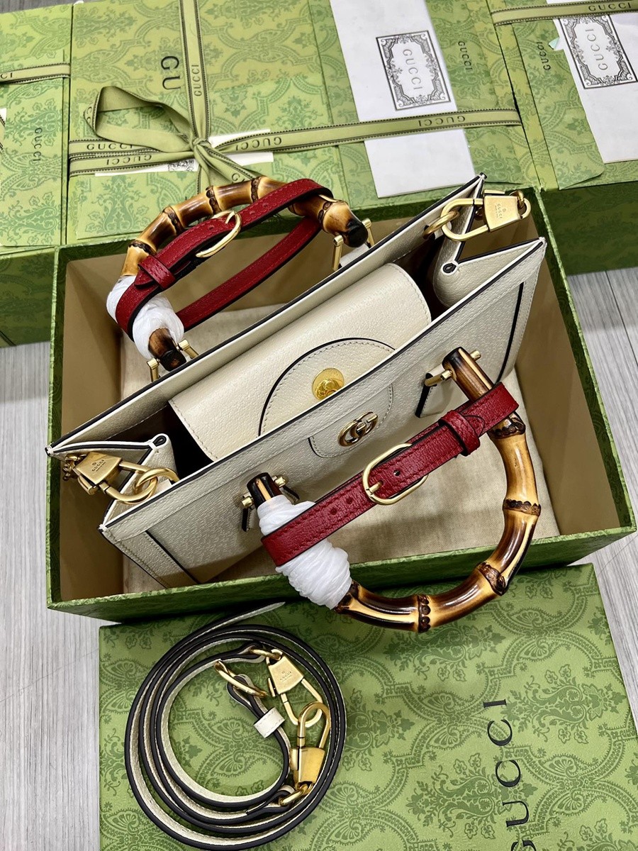 Diana竹節小號肩背包 白色_7