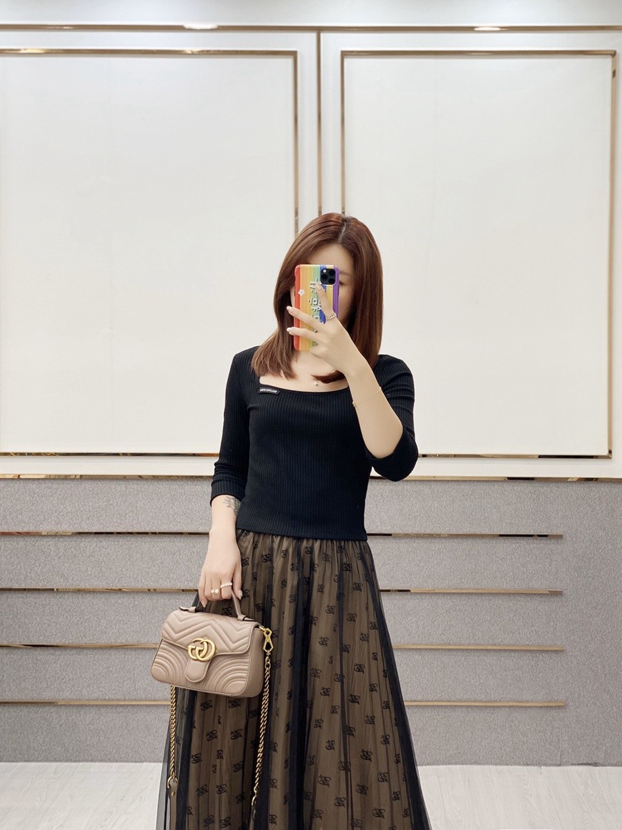 GG Marmont系列Mini手提包 裸粉_17