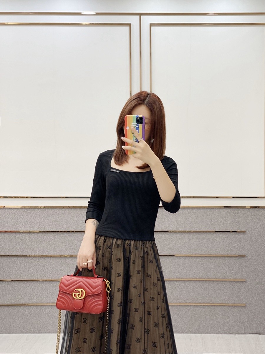 GG Marmont系列Mini手提包紅色_16