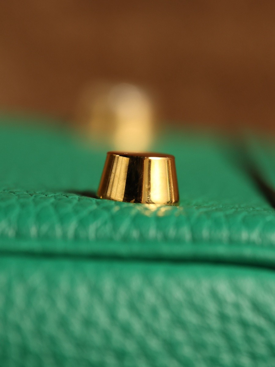 H Lindy 26CM 絲絨綠金扣_37