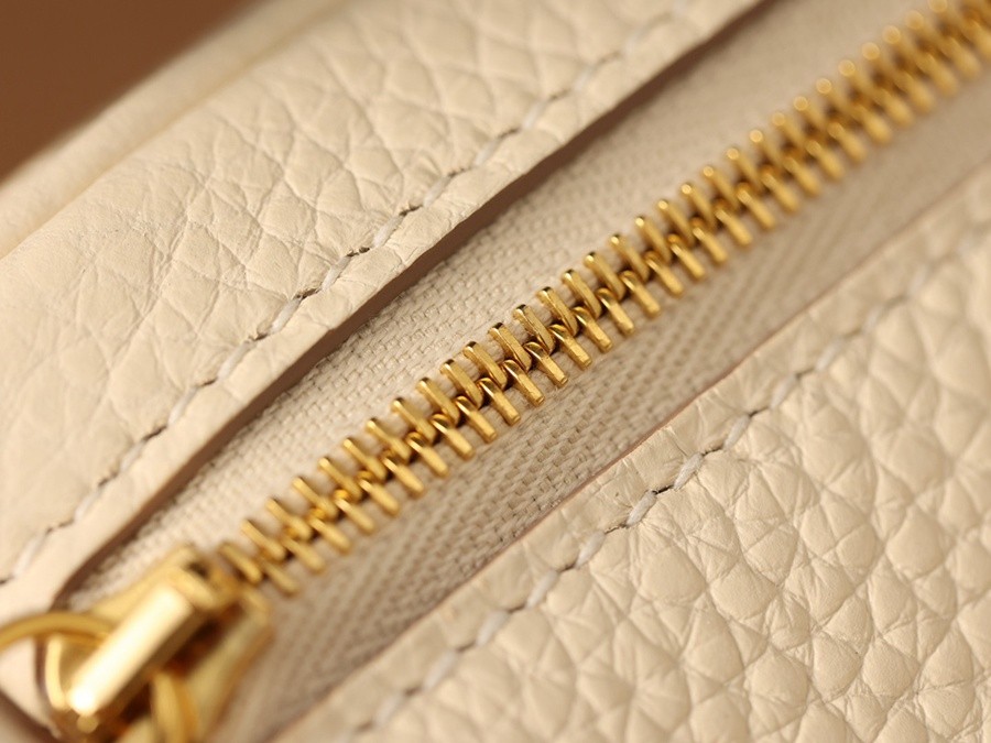 H Lindy 26CM 奶油白金扣_9