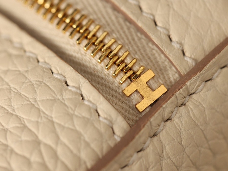 H Lindy 26CM 奶油白金扣_10