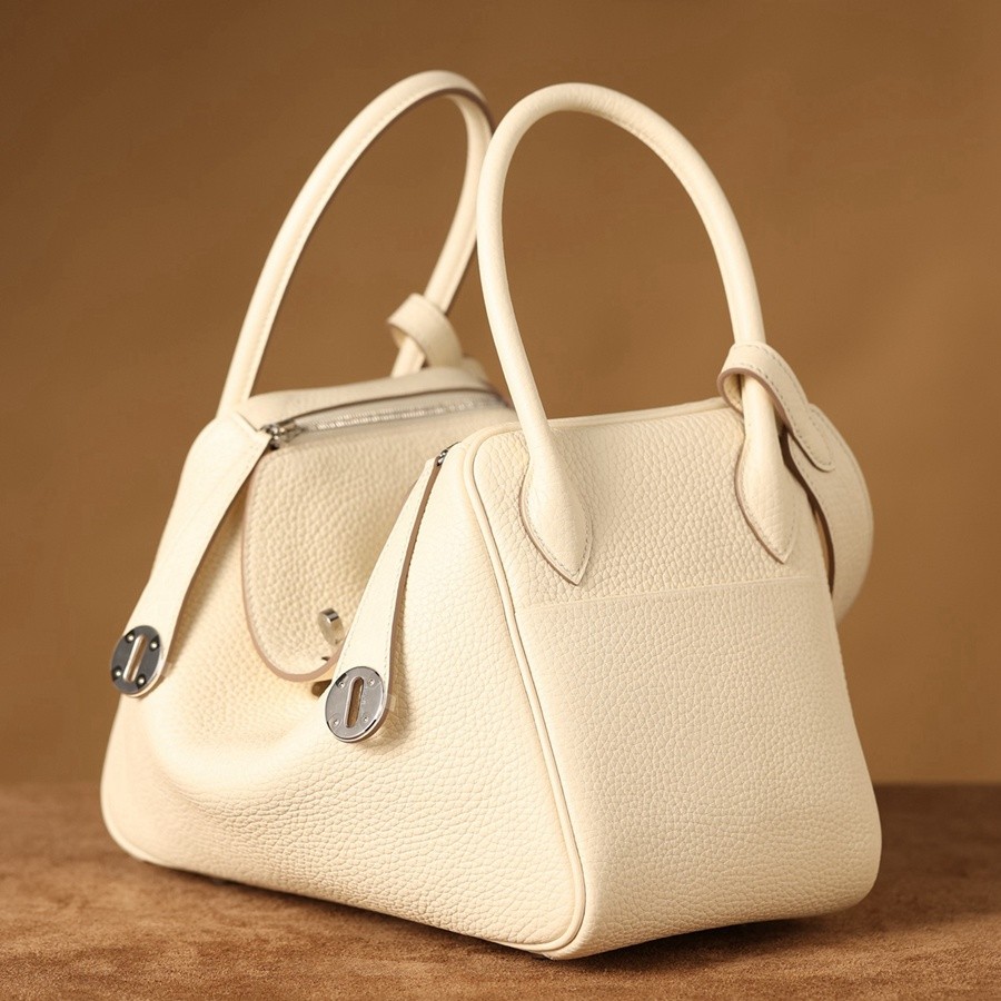 H Lindy 26CM 奶油白銀扣_4