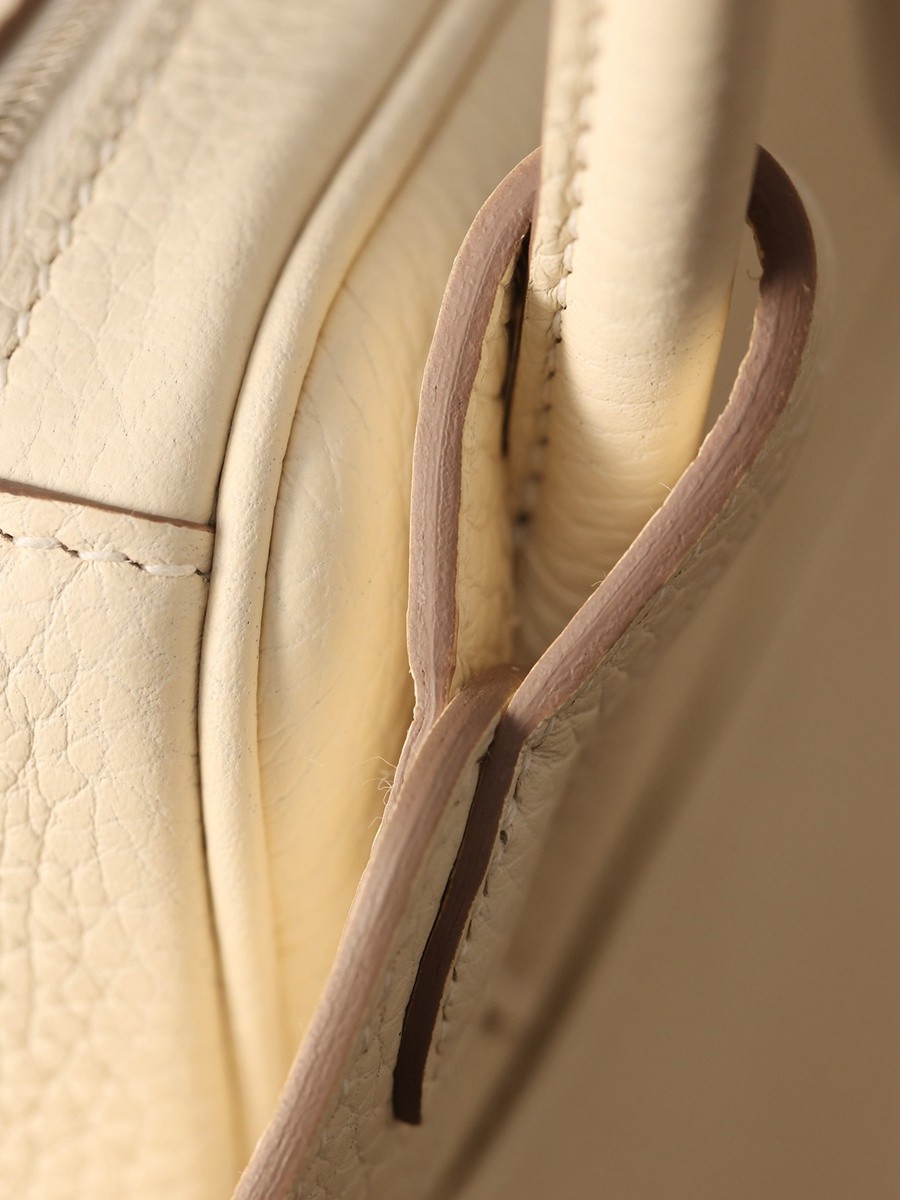 H Lindy 26CM 奶油白銀扣_12