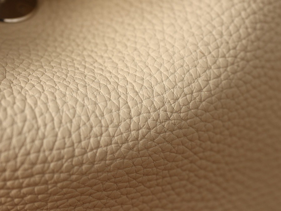 H Lindy 26CM 奶油白銀扣_16