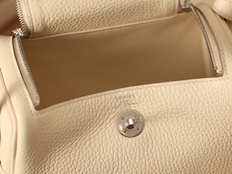 H Lindy Mini 19CM 奶油白銀扣_14
