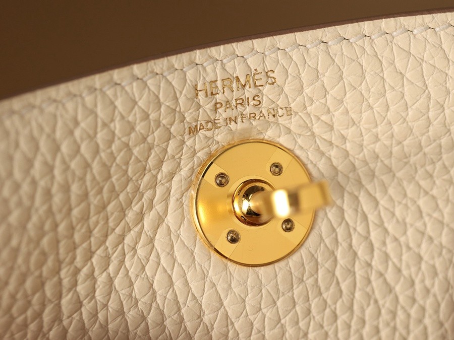 H Lindy Mini 19CM 奶油白金扣_17