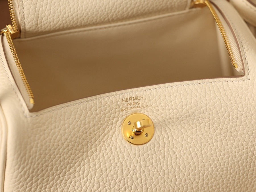 H Lindy Mini 19CM 奶油白金扣_18