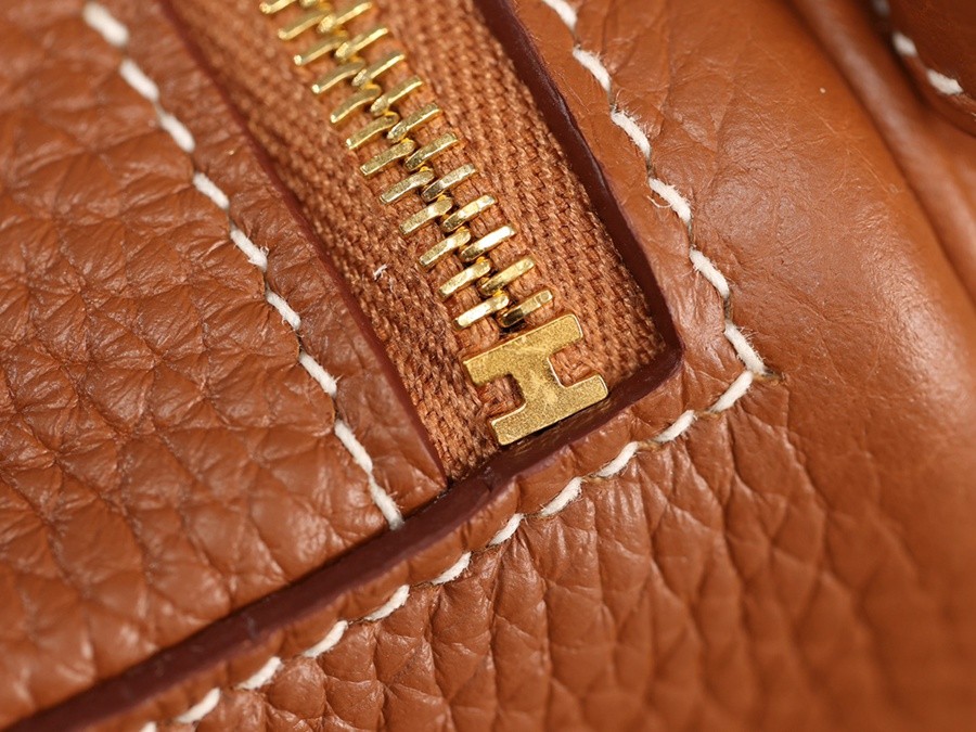 H Lindy Mini 19CM 金棕色金扣_13