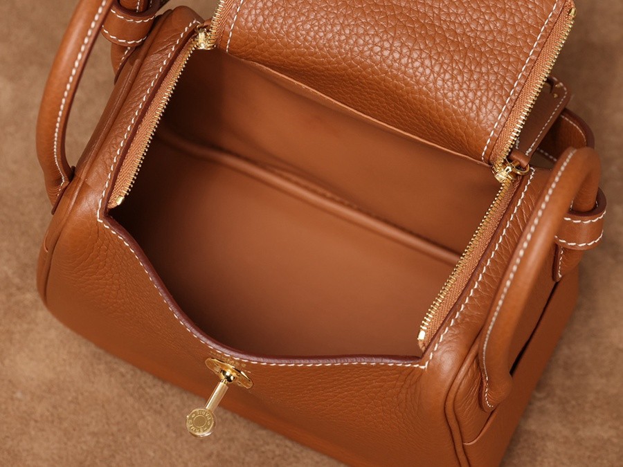 H Lindy Mini 19CM 金棕色金扣_26