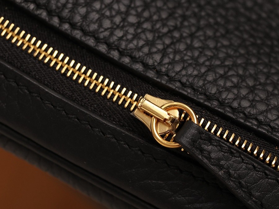 H Lindy 26CM 黑色金扣_15