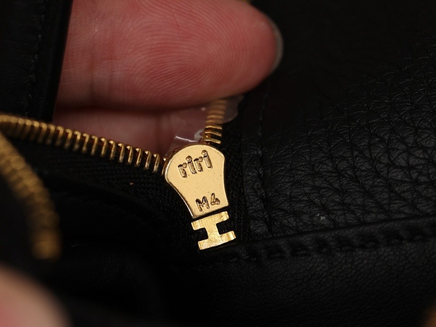 H Lindy Mini 19CM 黑色金扣_20