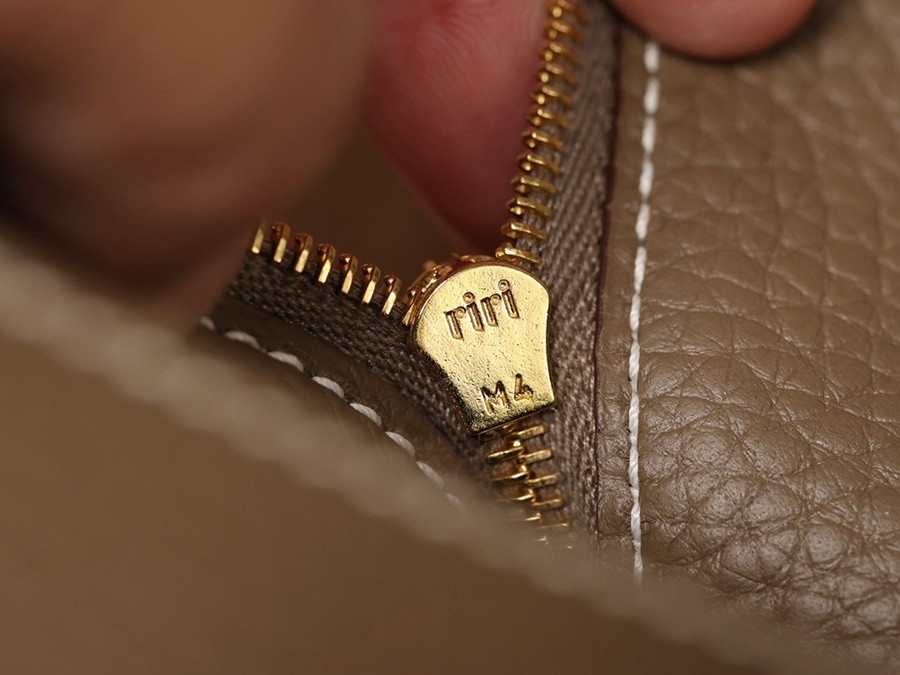 H Lindy 26CM 大象灰金扣_24