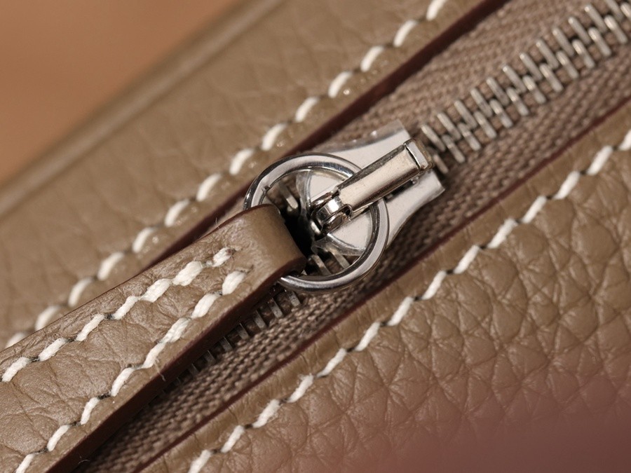 H Lindy 26CM 大象灰銀扣_12