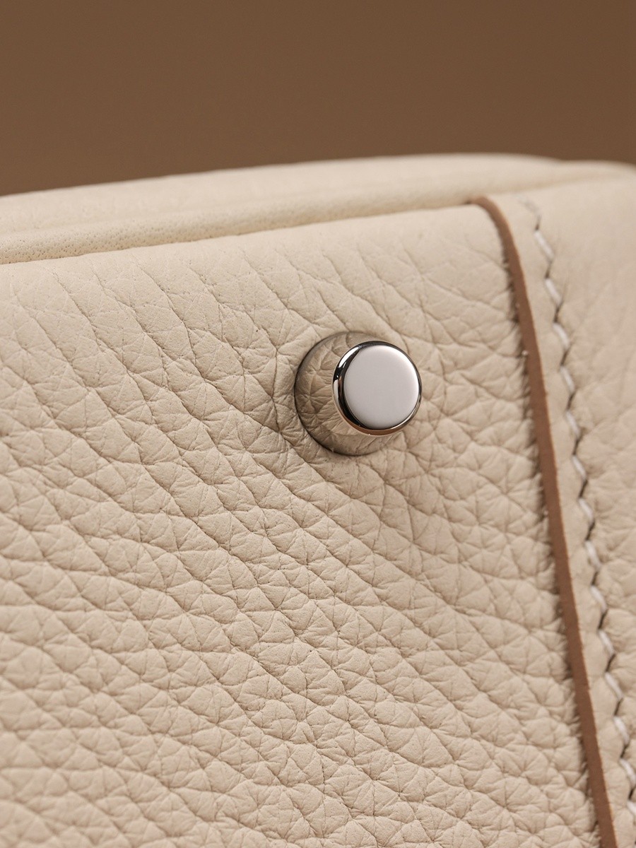 H Lindy Mini 19CM 奶昔白銀扣_9