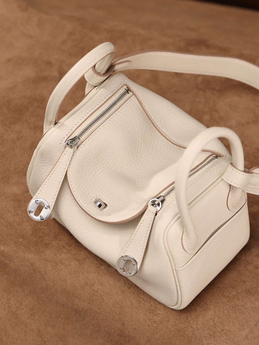 H Lindy Mini 19CM 奶昔白銀扣_23