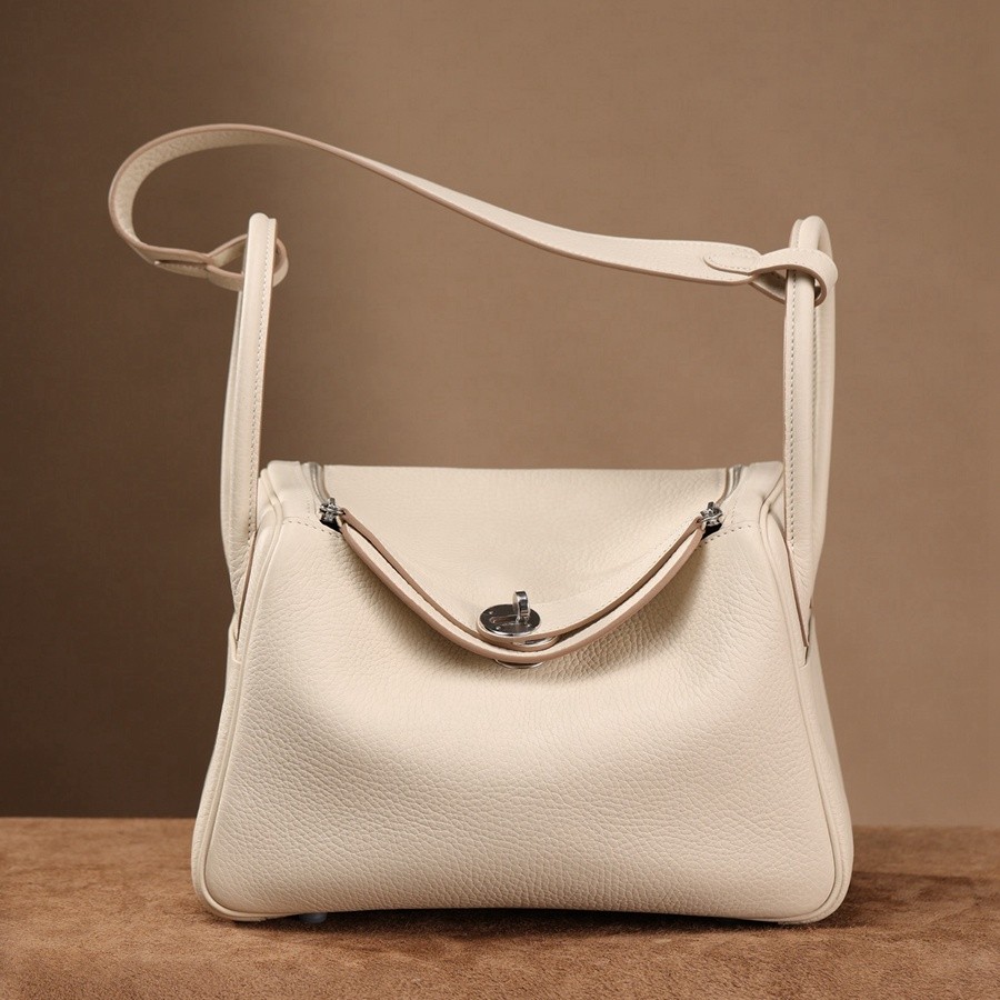 H Lindy 26CM 奶昔白 銀扣_3