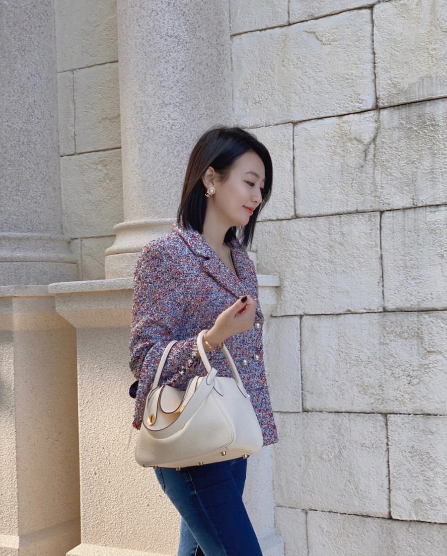 H Lindy 26CM 奶昔白 金扣_32