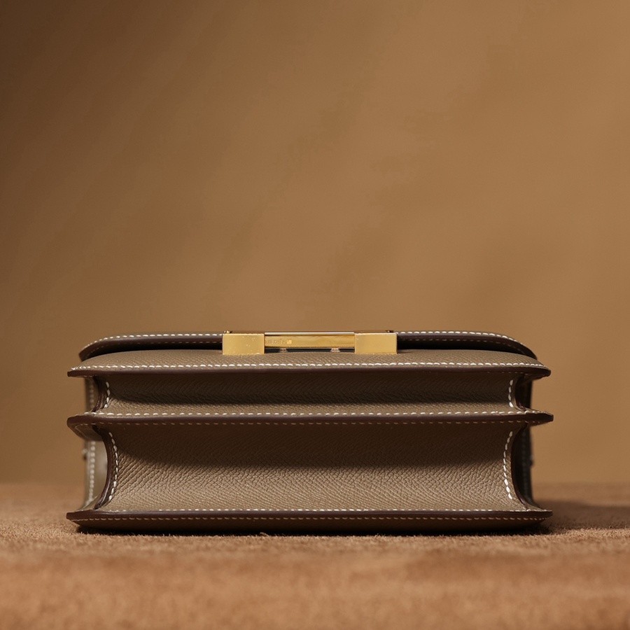 H Constance 19大象灰金扣_3