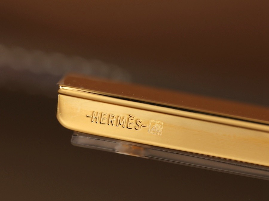 H Constance 19大象灰金扣_10