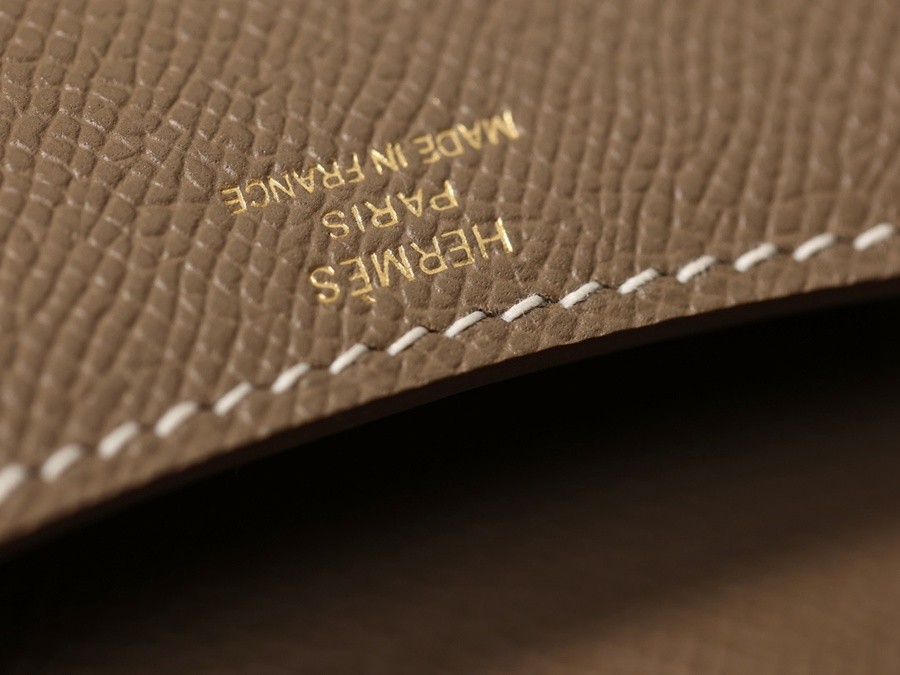 H Constance 19大象灰金扣_12