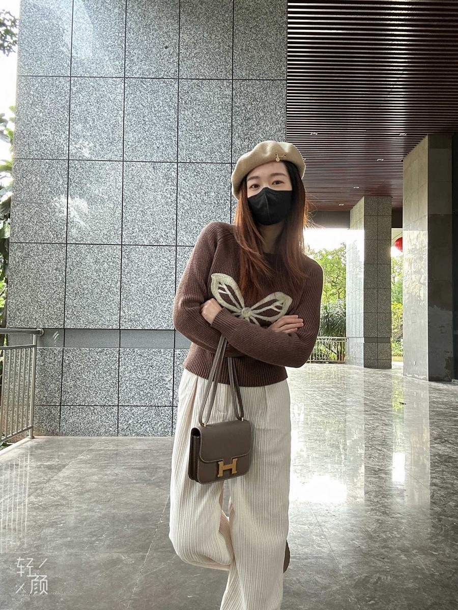 H Constance 19大象灰金扣_32