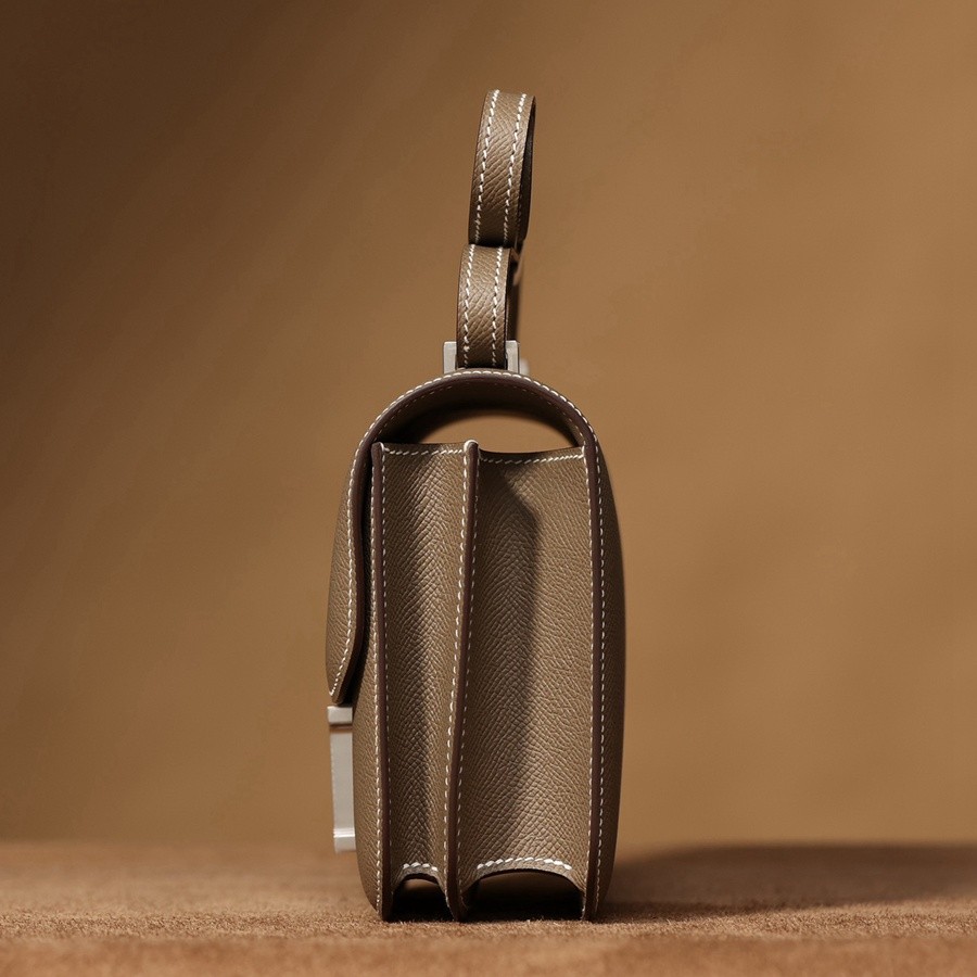 H Constance 19大象灰銀扣_4