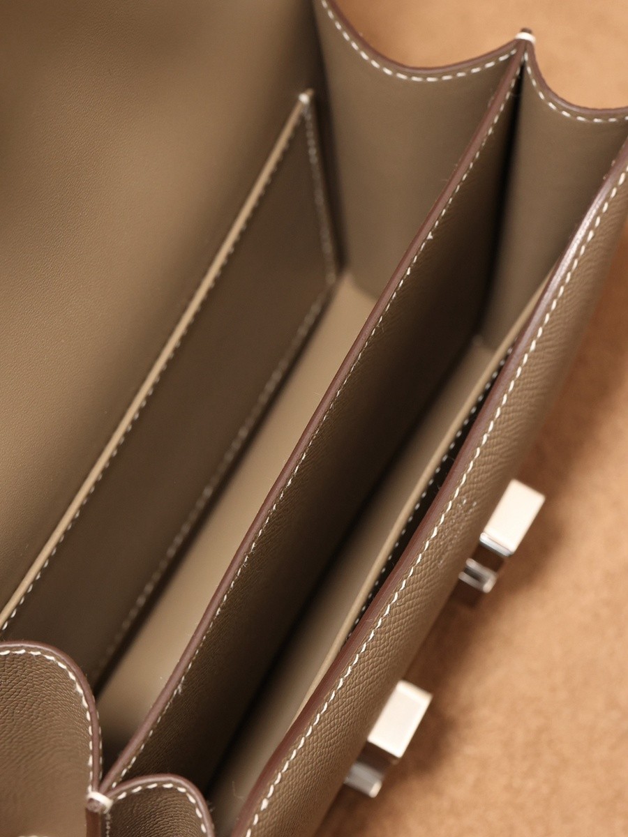 H Constance 19大象灰銀扣_6