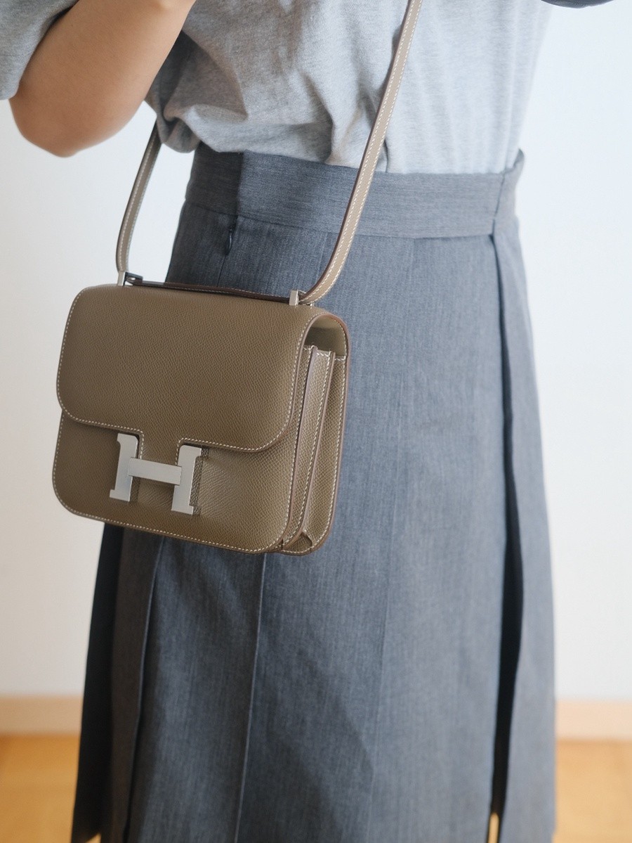 H Constance 19大象灰銀扣_20