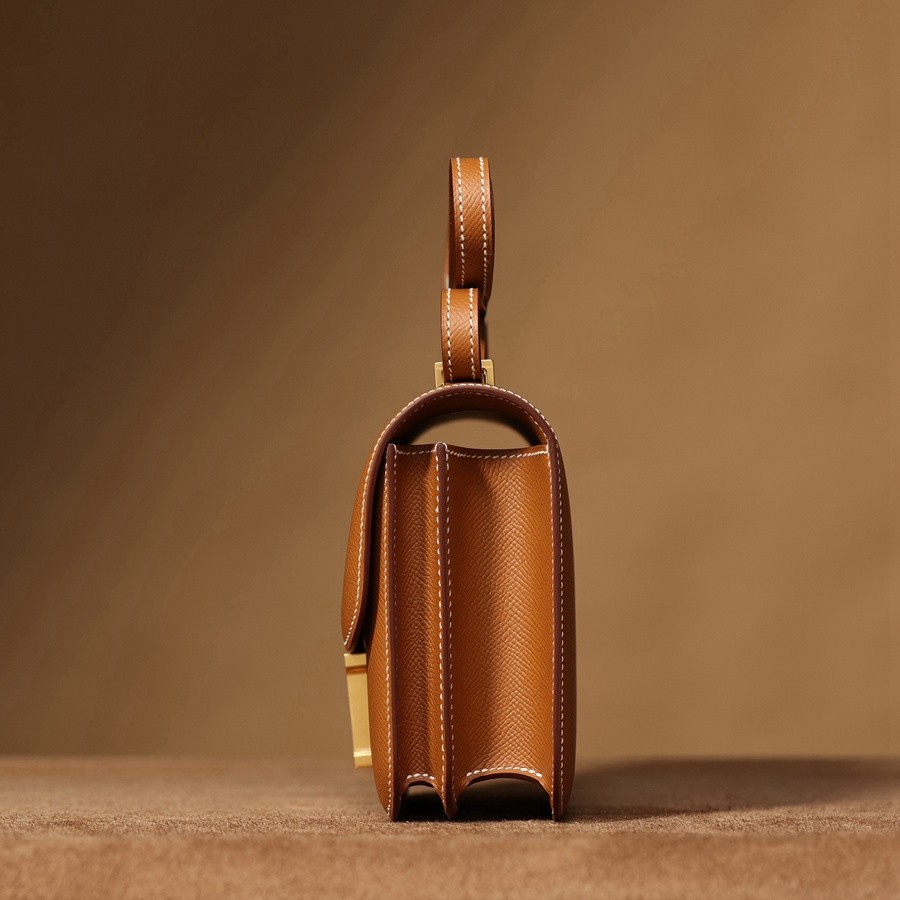 H Constance 19金棕金扣_7