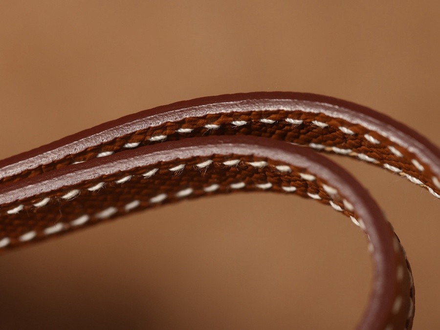 H Constance 19金棕金扣_15