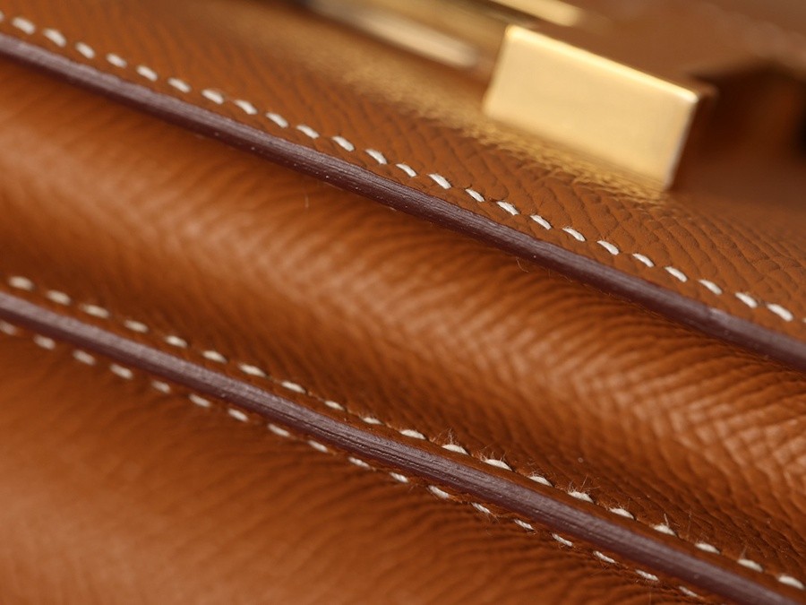 H Constance 19金棕金扣_20