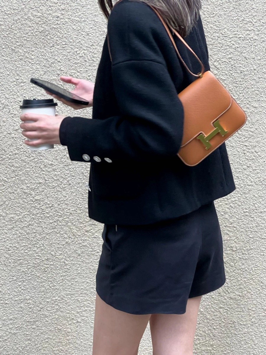 H Constance 19金棕金扣_22