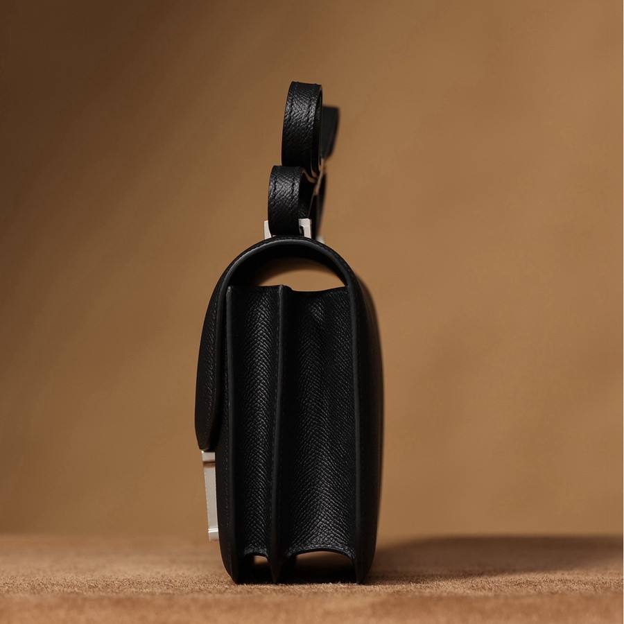 H Constance 19黑色銀扣_5