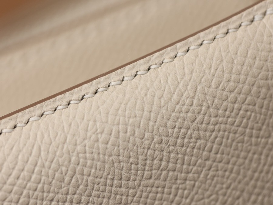 H Constance 19 Epsom牛皮  單肩斜挎包 奶昔白銀 扣_11