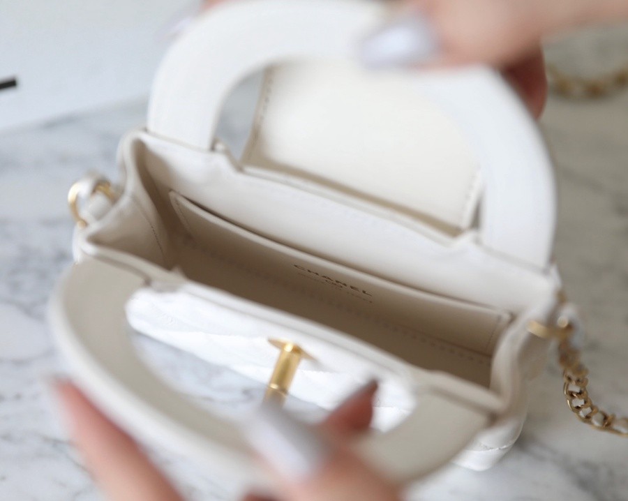 小香 23K秋冬 Kelly鏈條包 小號白色_6