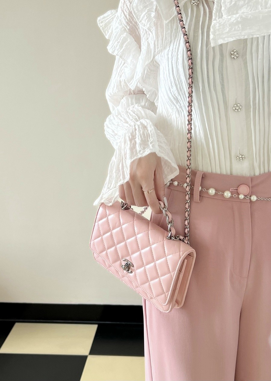 小香 23K秋冬 23K水鑽手柄WOC 淡粉_12